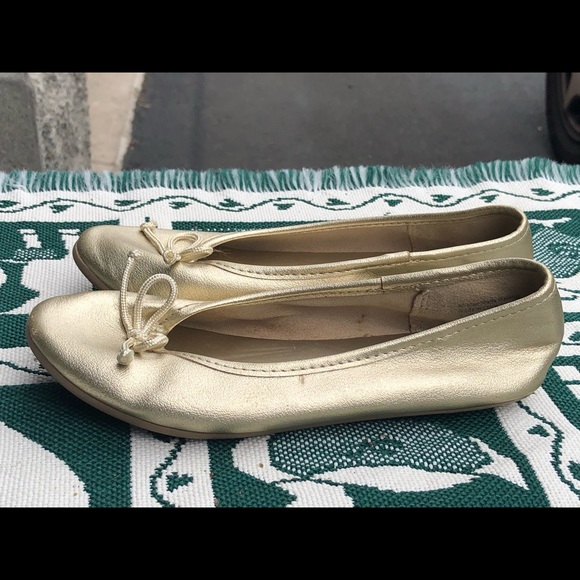 Zac Zac Gold Ballet Slip On Shoes Size 13.5 - Picture 4 of 11